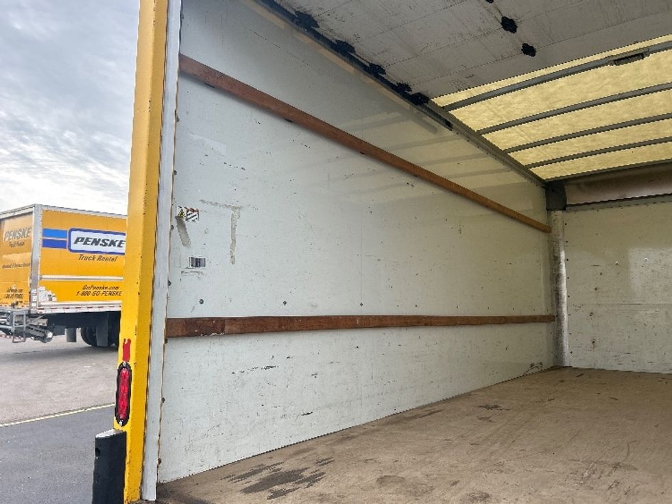 Light Duty Box Truck-Light and Medium Duty Trucks-GMC-2021-Savana G33903-Brooklyn Park-MN-96,167\n\t\tmiles-$ 26,750 - Image 11