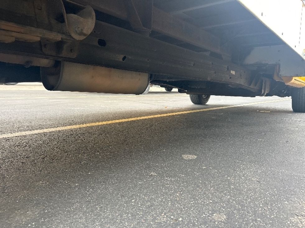 Light Duty Box Truck-Light and Medium Duty Trucks-GMC-2021-Savana G33903-Brooklyn Park-MN-96,167\n\t\tmiles-$ 26,750 - Image 14