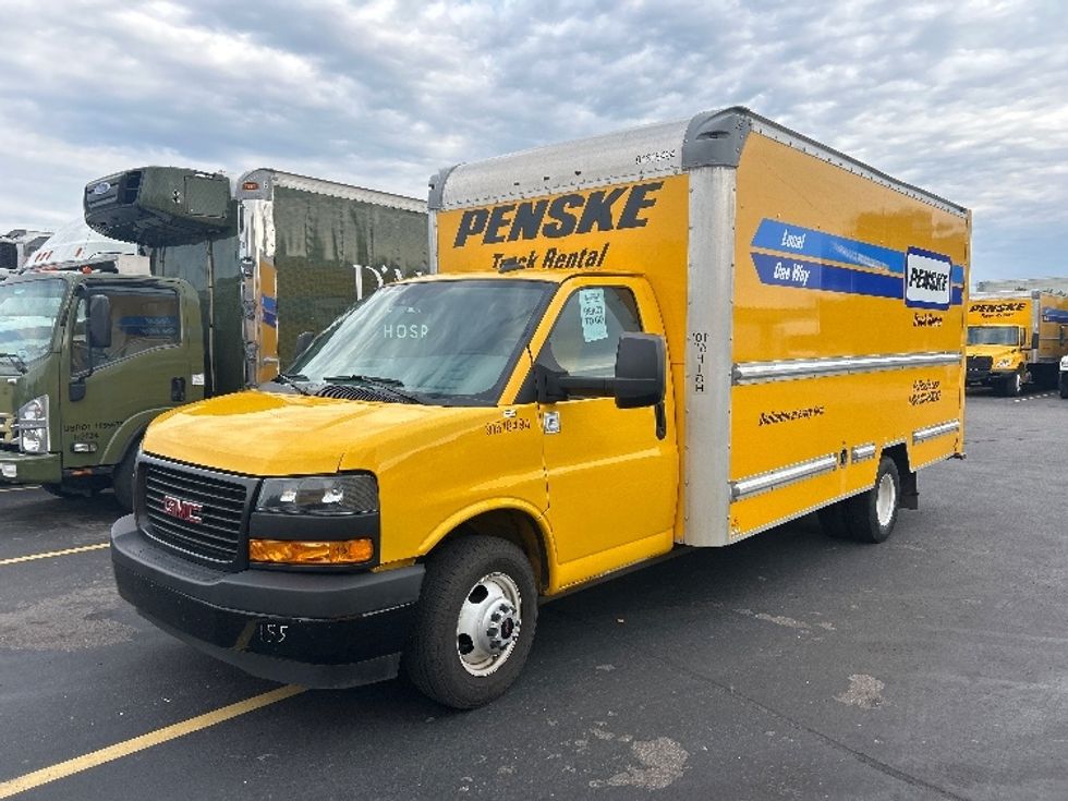 Light Duty Box Truck-Light and Medium Duty Trucks-GMC-2021-Savana G33903-Brooklyn Park-MN-96,167\n\t\tmiles-$ 26,750 - Image 3
