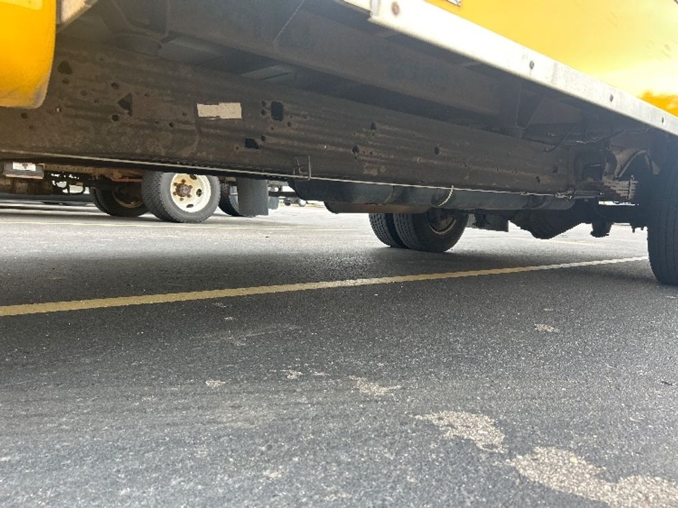Light Duty Box Truck-Light and Medium Duty Trucks-GMC-2021-Savana G33903-Brooklyn Park-MN-96,167\n\t\tmiles-$ 26,750 - Image 5