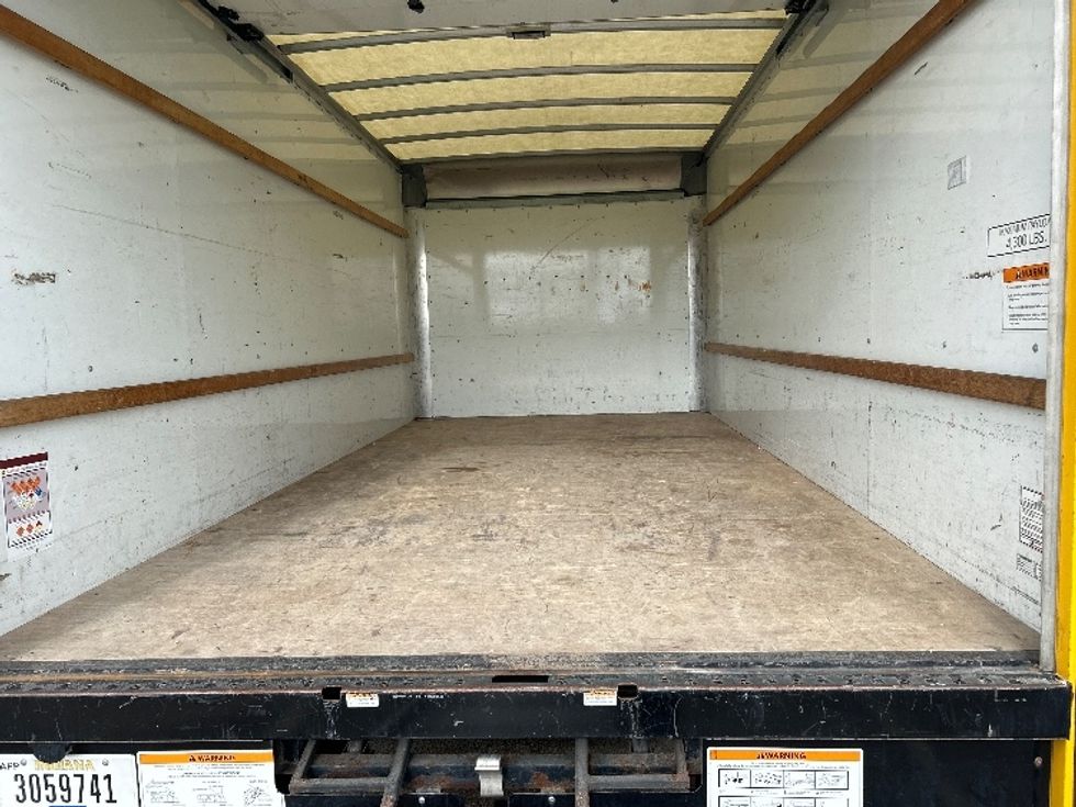 Light Duty Box Truck-Light and Medium Duty Trucks-GMC-2021-Savana G33903-Bryan-TX-74,711\n\t\tmiles-$ 27,750 - Image 10