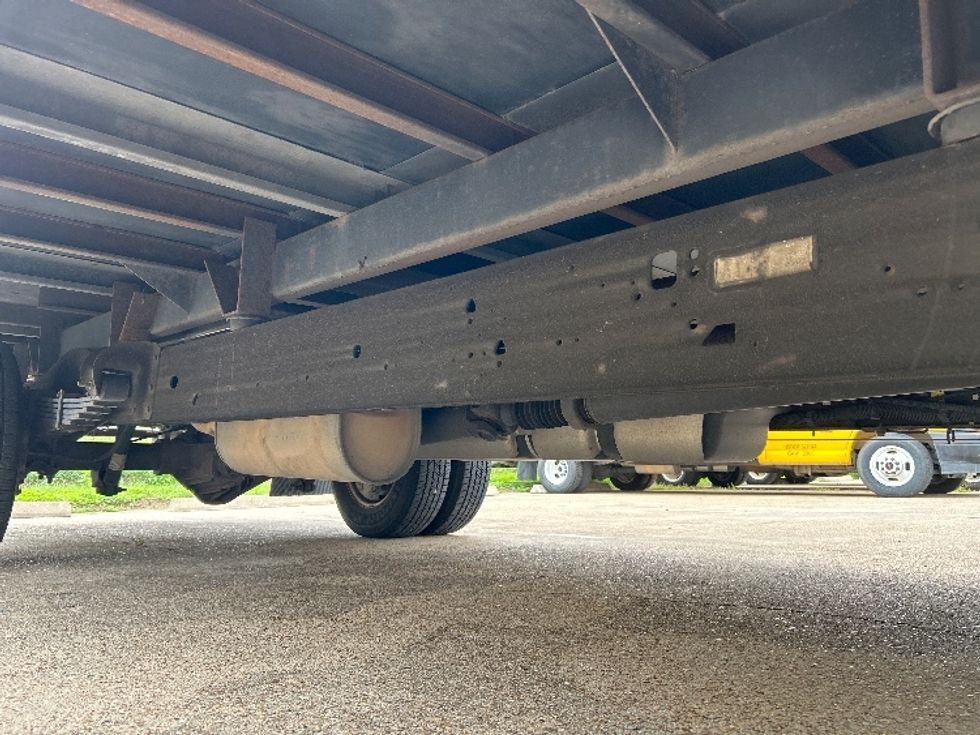 Light Duty Box Truck-Light and Medium Duty Trucks-GMC-2021-Savana G33903-Bryan-TX-74,711\n\t\tmiles-$ 27,750 - Image 14