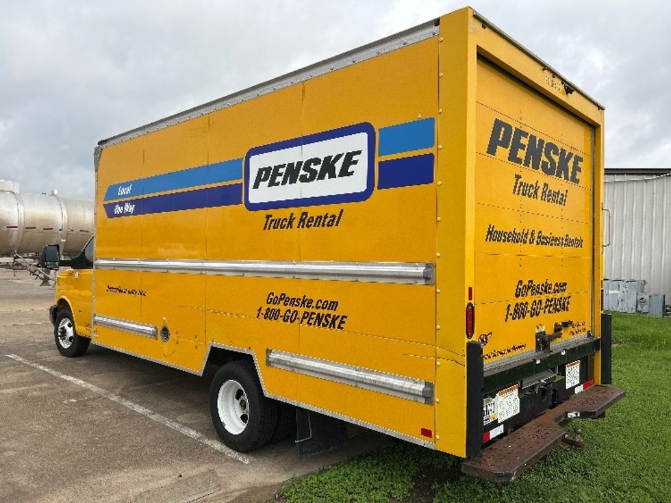 Light Duty Box Truck-Light and Medium Duty Trucks-GMC-2021-Savana G33903-Bryan-TX-74,711\n\t\tmiles-$ 27,750 - Image 6