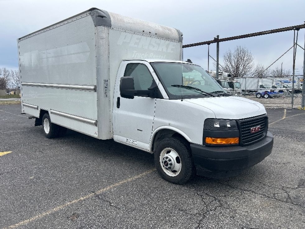 Light Duty Box Truck-Light and Medium Duty Trucks-GMC-2021-Savana G33903-Buffalo-NY-104,681\n\t\tmiles-$ 25,750 - Image 1