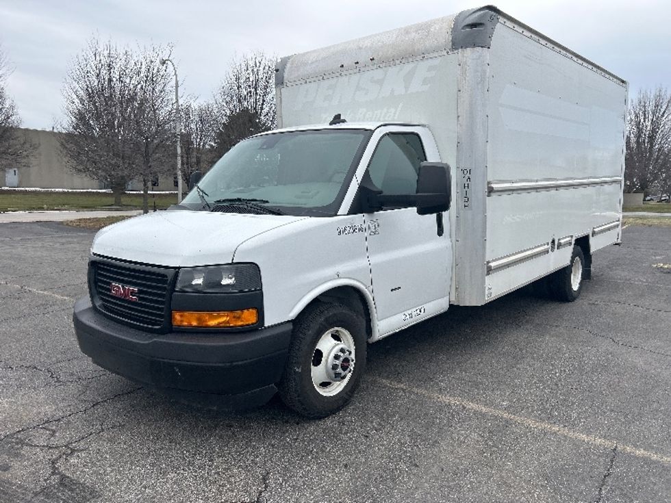 Light Duty Box Truck-Light and Medium Duty Trucks-GMC-2021-Savana G33903-Buffalo-NY-104,681\n\t\tmiles-$ 25,750 - Image 3