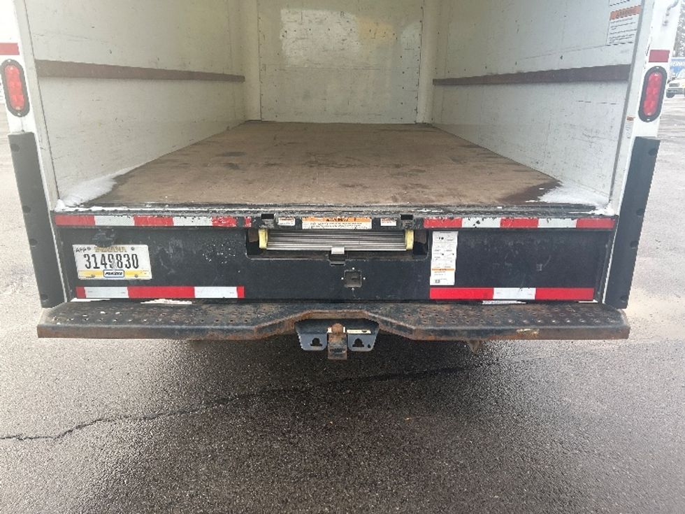 Light Duty Box Truck-Light and Medium Duty Trucks-GMC-2021-Savana G33903-Buffalo-NY-85,275\n\t\tmiles-$ 29,250 - Image 10