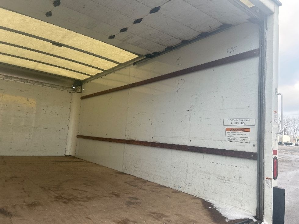 Light Duty Box Truck-Light and Medium Duty Trucks-GMC-2021-Savana G33903-Buffalo-NY-85,275\n\t\tmiles-$ 29,250 - Image 12