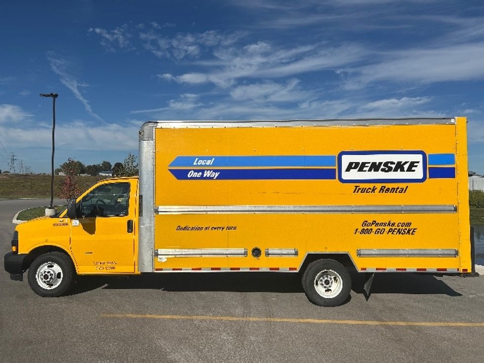 Light Duty Box Truck-Light and Medium Duty Trucks-GMC-2021-Savana G33903-Byron Center-MI-101,659\n\t\tmiles-$ 25,500 - Image 4