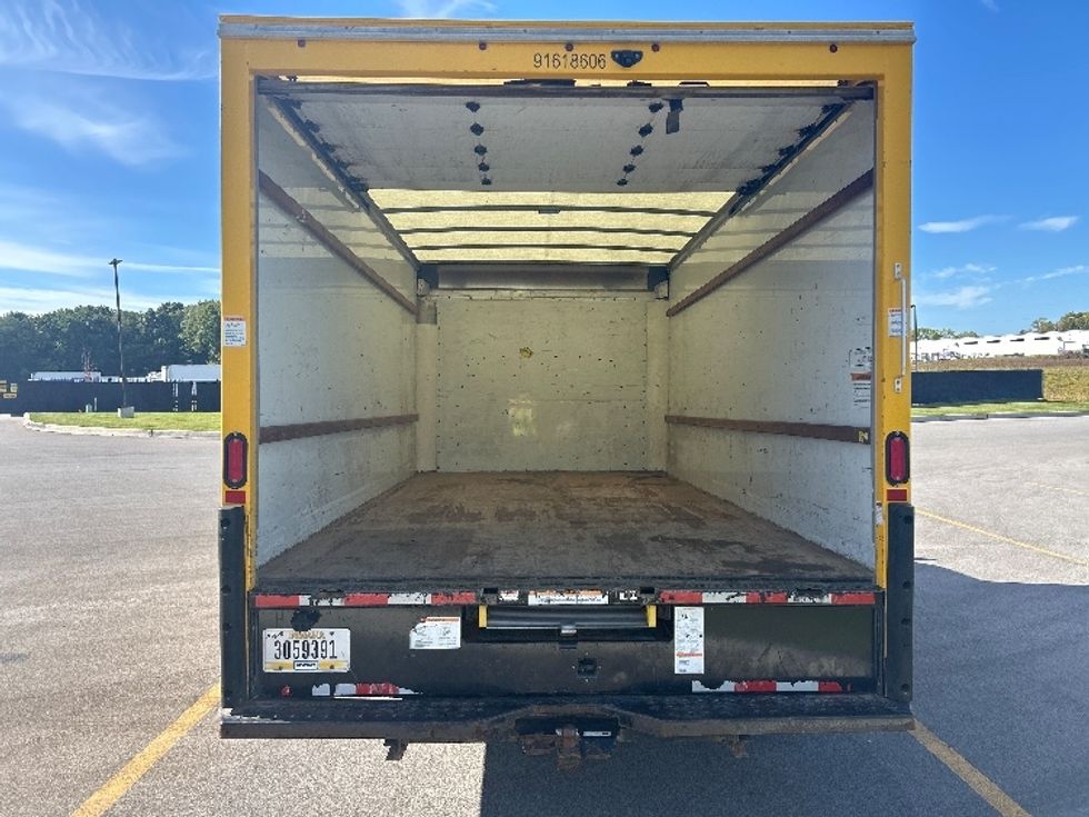 Light Duty Box Truck-Light and Medium Duty Trucks-GMC-2021-Savana G33903-Byron Center-MI-101,659\n\t\tmiles-$ 25,500 - Image 8