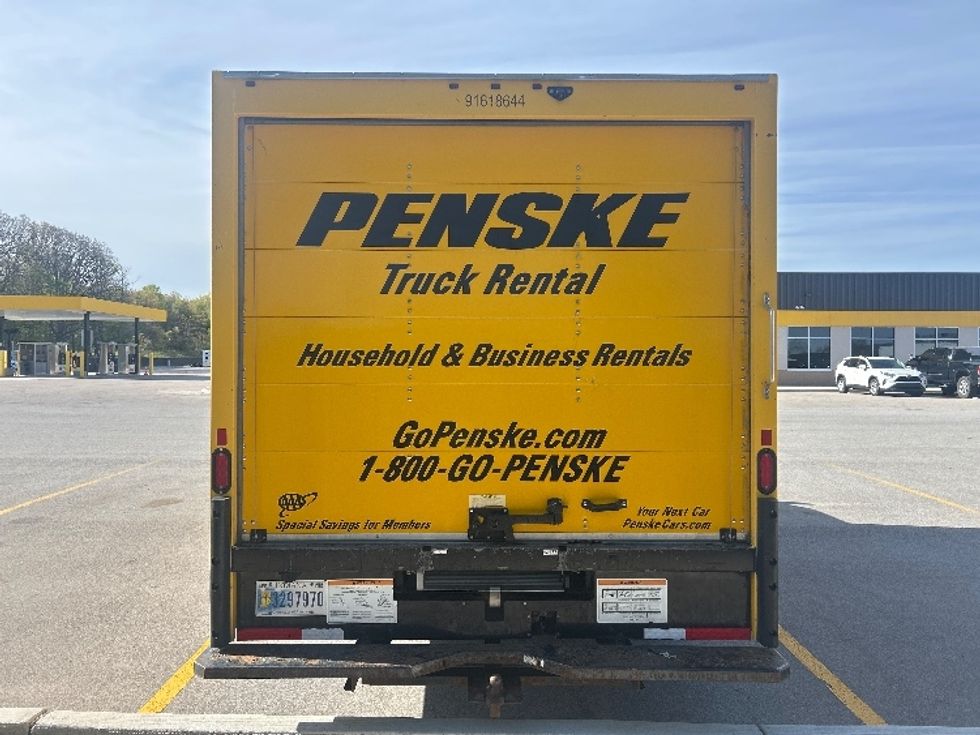 Light Duty Box Truck-Light and Medium Duty Trucks-GMC-2021-Savana G33903-Byron Center-MI-107,924\n\t\tmiles-$ 23,500 - Image 7