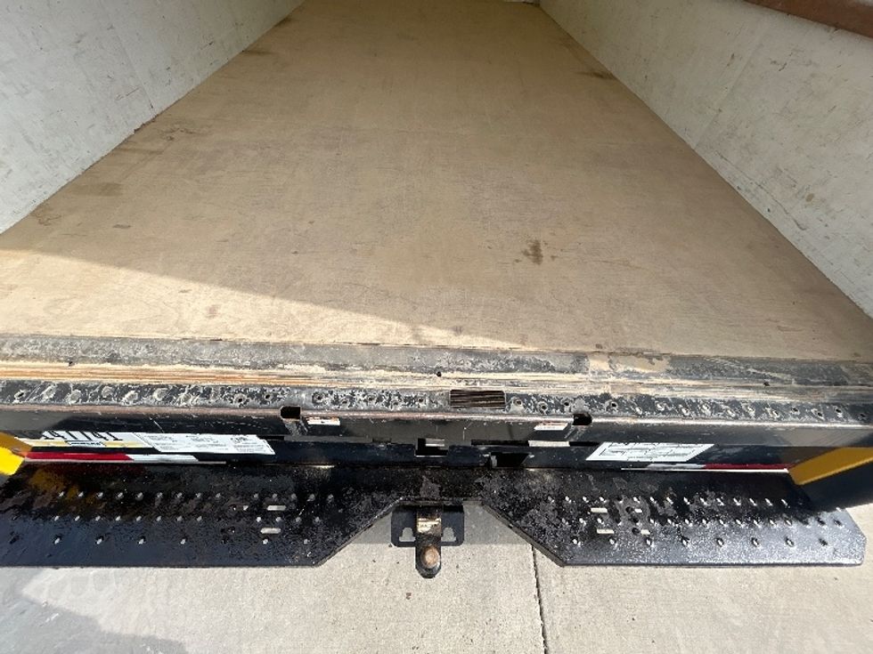 Light Duty Box Truck-Light and Medium Duty Trucks-GMC-2021-Savana G33903-Byron Center-MI-80,568\n\t\tmiles-$ 28,250 - Image 10