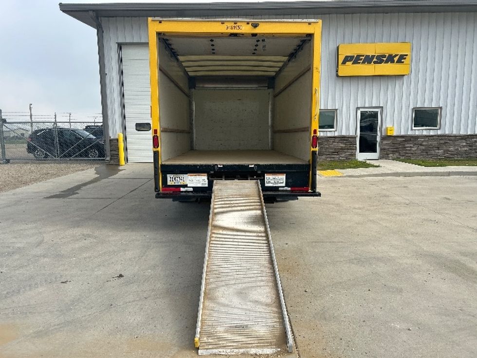 Light Duty Box Truck-Light and Medium Duty Trucks-GMC-2021-Savana G33903-Byron Center-MI-80,568\n\t\tmiles-$ 28,250 - Image 9