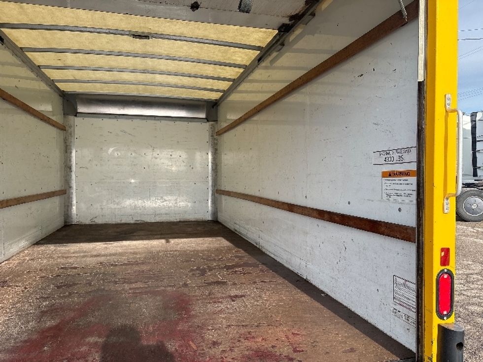 Light Duty Box Truck-Light and Medium Duty Trucks-GMC-2021-Savana G33903-Byron Center-MI-94,393\n\t\tmiles-$ 26,750 - Image 12