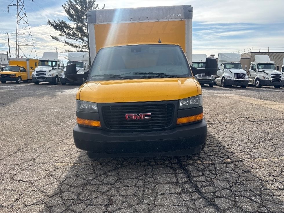 Light Duty Box Truck-Light and Medium Duty Trucks-GMC-2021-Savana G33903-Byron Center-MI-94,393\n\t\tmiles-$ 26,750 - Image 2