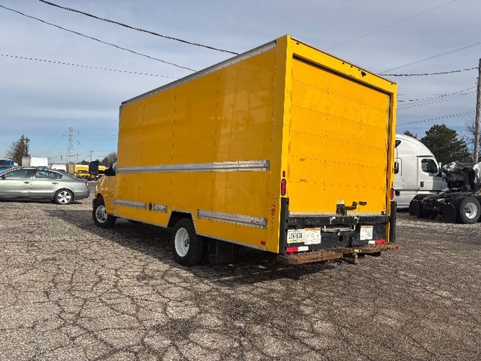 Light Duty Box Truck-Light and Medium Duty Trucks-GMC-2021-Savana G33903-Byron Center-MI-94,393\n\t\tmiles-$ 26,750 - Image 6
