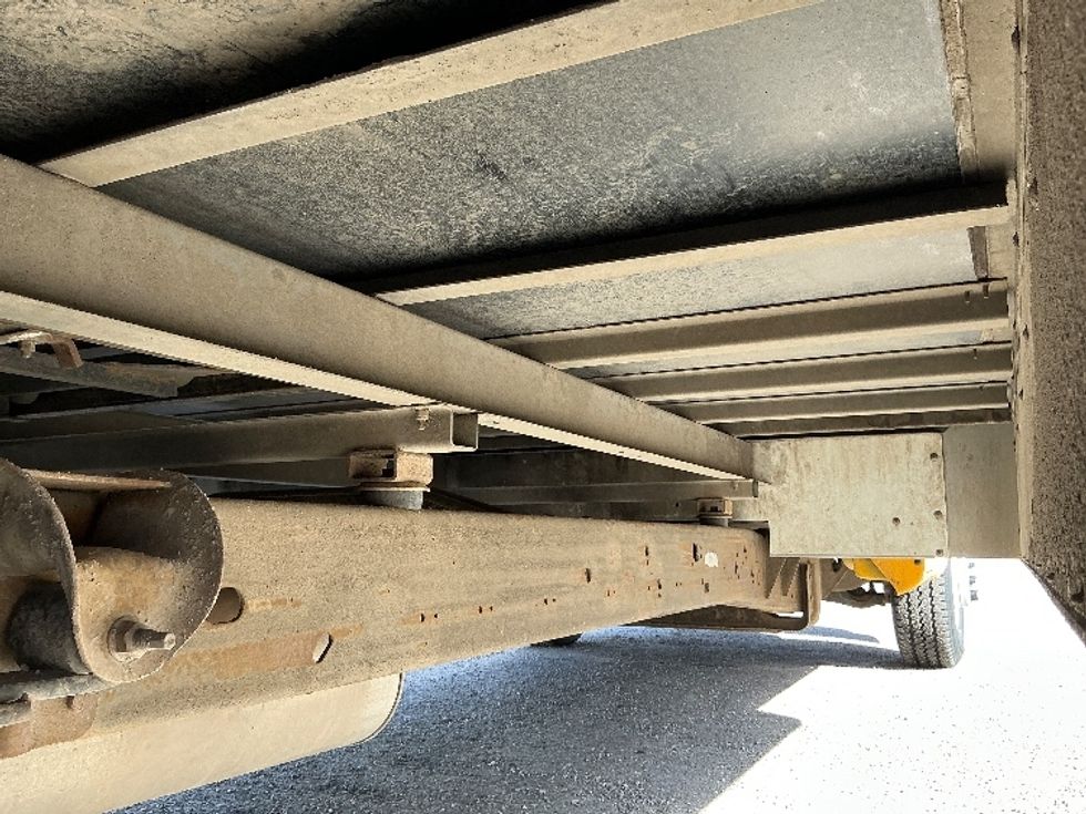 Light Duty Box Truck-Light and Medium Duty Trucks-GMC-2021-Savana G33903-Calgary-AB-153,393\n\t\tkm-$ 33,000 - Image 13