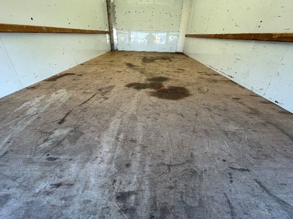 Light Duty Box Truck-Light and Medium Duty Trucks-GMC-2021-Savana G33903-Capitol Heights-MD-113,682\n\t\tmiles-$ 27,000 - Image 8