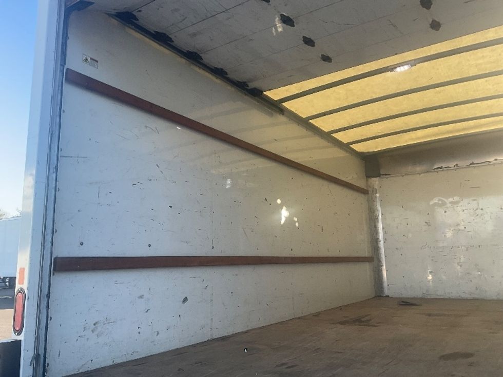 Light Duty Box Truck-Light and Medium Duty Trucks-GMC-2021-Savana G33903-Capitol Heights-MD-120,182\n\t\tmiles-$ 26,250 - Image 10