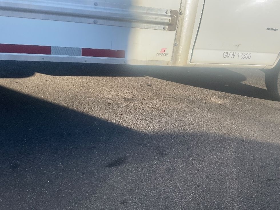 Light Duty Box Truck-Light and Medium Duty Trucks-GMC-2021-Savana G33903-Capitol Heights-MD-120,182\n\t\tmiles-$ 26,250 - Image 13