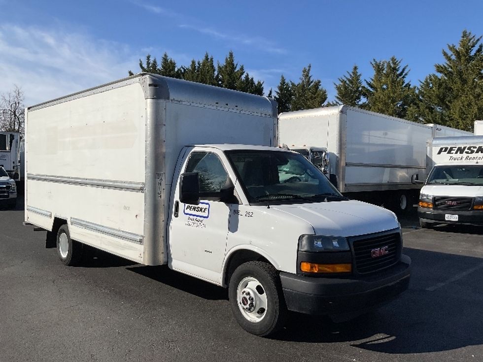 Light Duty Box Truck-Light and Medium Duty Trucks-GMC-2021-Savana G33903-Capitol Heights-MD-59,578\n\t\tmiles-$ 35,750 - Image 1