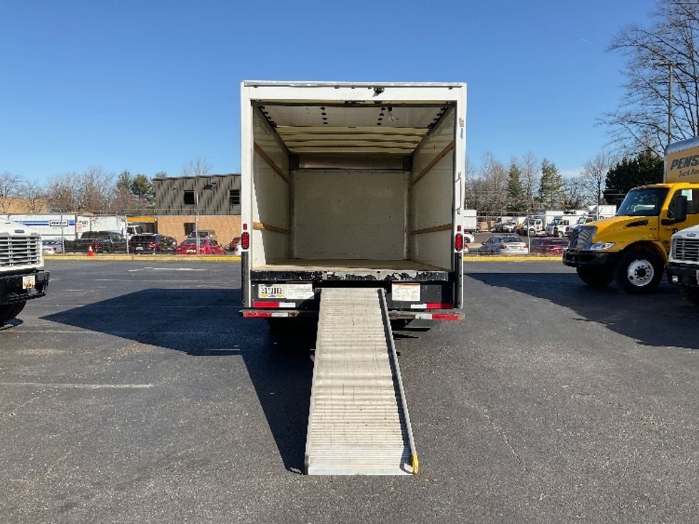 Light Duty Box Truck-Light and Medium Duty Trucks-GMC-2021-Savana G33903-Capitol Heights-MD-59,578\n\t\tmiles-$ 35,750 - Image 9