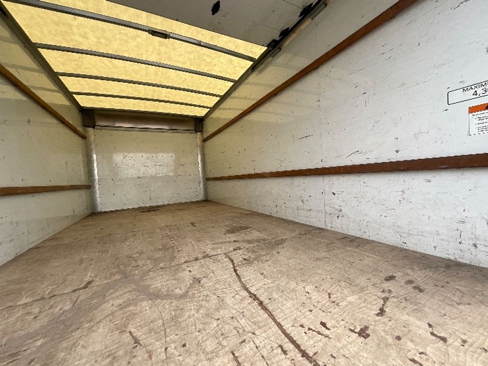 Light Duty Box Truck-Light and Medium Duty Trucks-GMC-2021-Savana G33903-Capitol Heights-MD-63,916\n\t\tmiles-$ 28,250 - Image 12