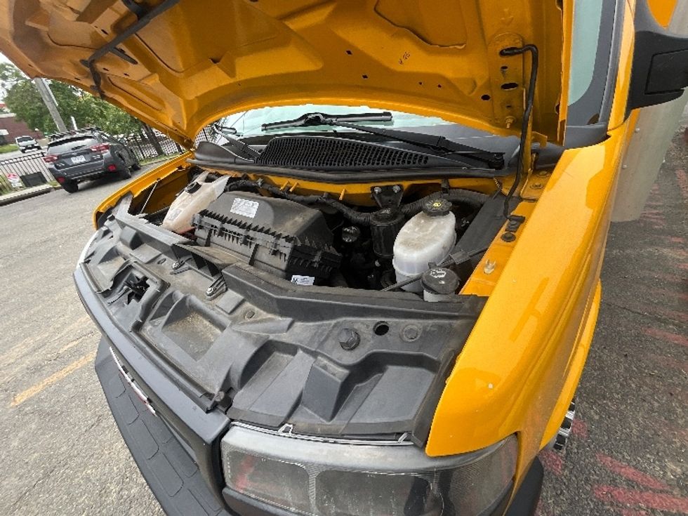 Light Duty Box Truck-Light and Medium Duty Trucks-GMC-2021-Savana G33903-Capitol Heights-MD-63,916\n\t\tmiles-$ 28,250 - Image 24