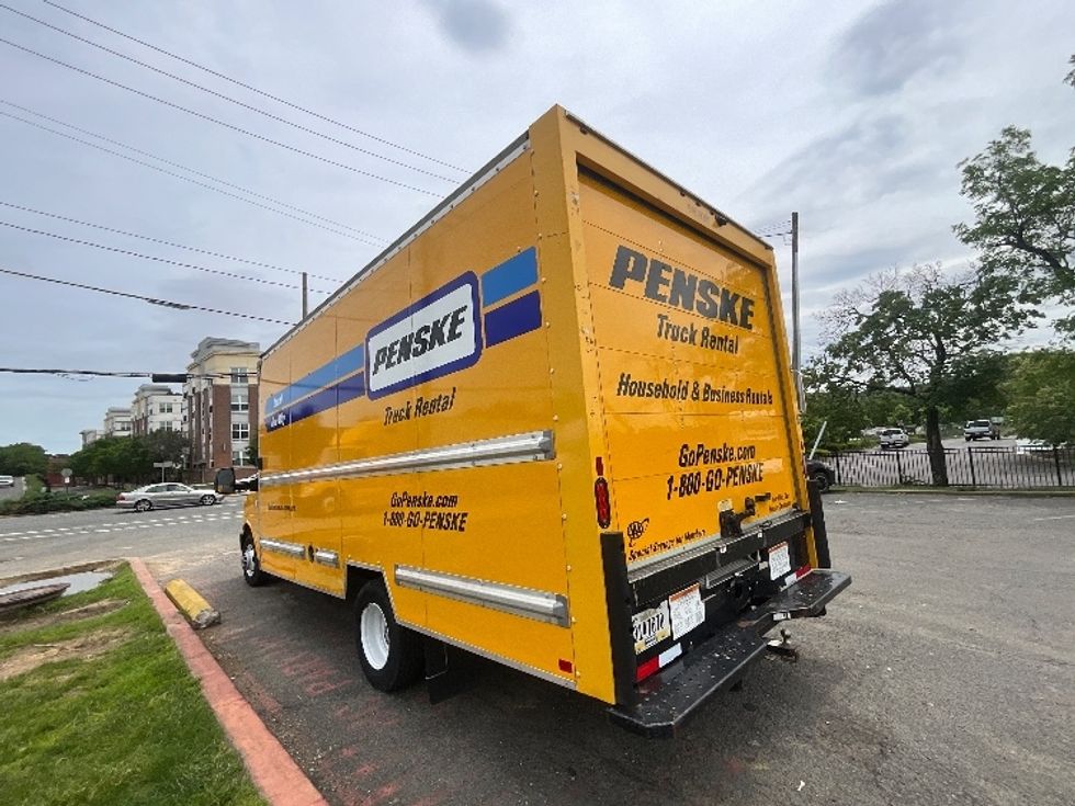 Light Duty Box Truck-Light and Medium Duty Trucks-GMC-2021-Savana G33903-Capitol Heights-MD-63,916\n\t\tmiles-$ 28,250 - Image 6