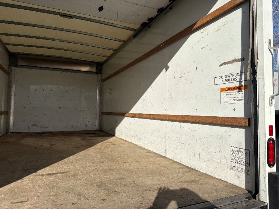 Light Duty Box Truck-Light and Medium Duty Trucks-GMC-2021-Savana G33903-Capitol Heights-MD-86,743\n\t\tmiles-$ 30,000 - Image 13