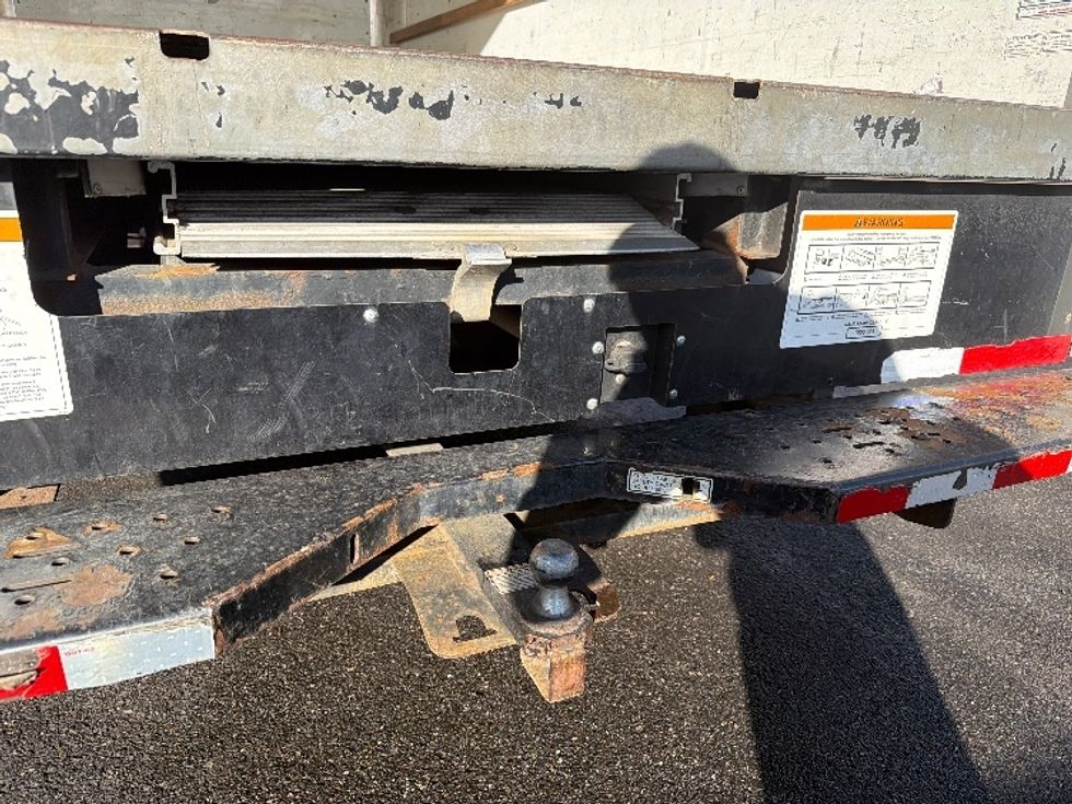 Light Duty Box Truck-Light and Medium Duty Trucks-GMC-2021-Savana G33903-Capitol Heights-MD-86,743\n\t\tmiles-$ 30,000 - Image 9