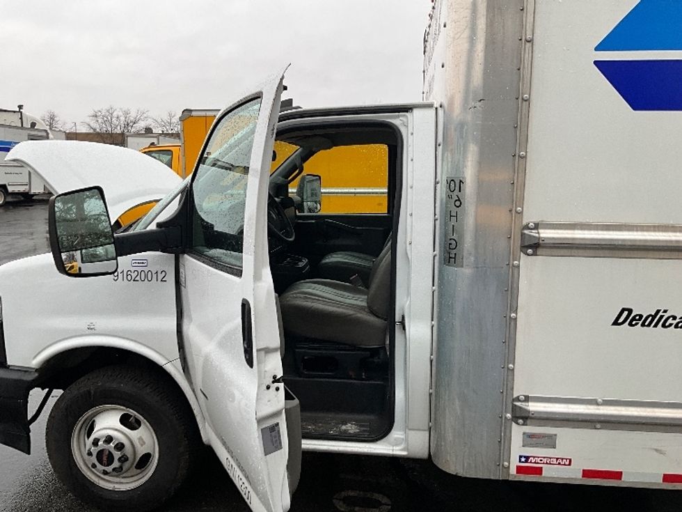 Light Duty Box Truck-Light and Medium Duty Trucks-GMC-2021-Savana G33903-Capitol Heights-MD-87,898\n\t\tmiles-$ 30,000 - Image 16