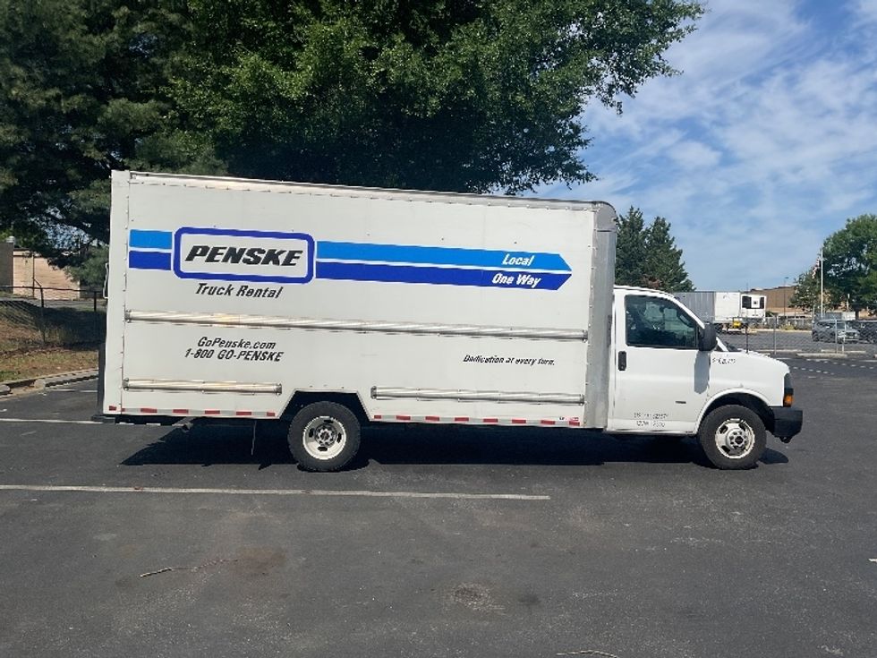 Light Duty Box Truck-Light and Medium Duty Trucks-GMC-2021-Savana G33903-Capitol Heights-MD-95,151\n\t\tmiles-$ 29,250 - Image 15