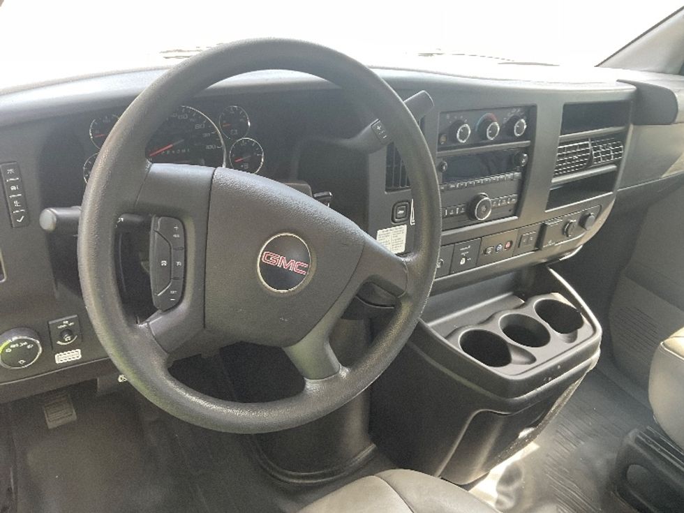 Light Duty Box Truck-Light and Medium Duty Trucks-GMC-2021-Savana G33903-Capitol Heights-MD-95,151\n\t\tmiles-$ 29,250 - Image 18