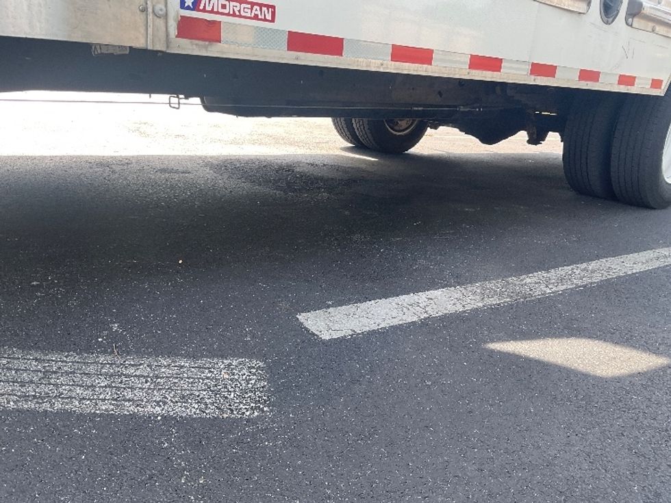 Light Duty Box Truck-Light and Medium Duty Trucks-GMC-2021-Savana G33903-Capitol Heights-MD-95,151\n\t\tmiles-$ 29,250 - Image 5
