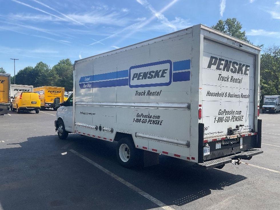Light Duty Box Truck-Light and Medium Duty Trucks-GMC-2021-Savana G33903-Capitol Heights-MD-95,151\n\t\tmiles-$ 29,250 - Image 6