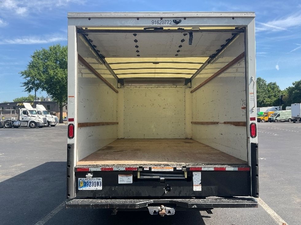 Light Duty Box Truck-Light and Medium Duty Trucks-GMC-2021-Savana G33903-Capitol Heights-MD-95,151\n\t\tmiles-$ 29,250 - Image 8