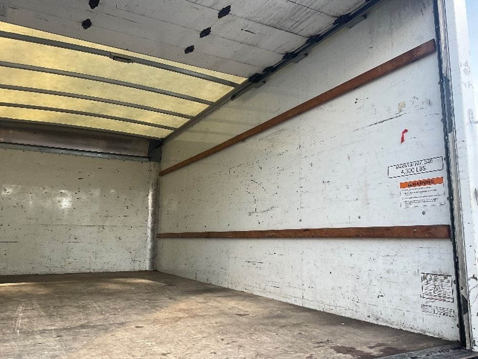 Light Duty Box Truck-Light and Medium Duty Trucks-GMC-2021-Savana G33903-Capitol Heights-MD-96,780\n\t\tmiles-$ 29,000 - Image 12