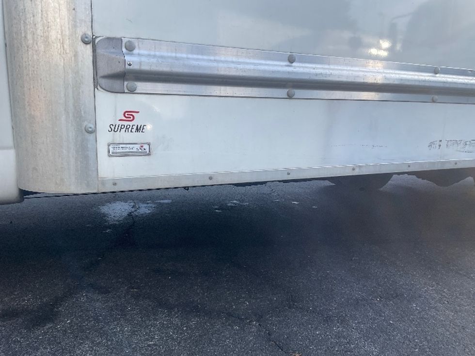 Light Duty Box Truck-Light and Medium Duty Trucks-GMC-2021-Savana G33903-Capitol Heights-MD-96,780\n\t\tmiles-$ 29,000 - Image 5