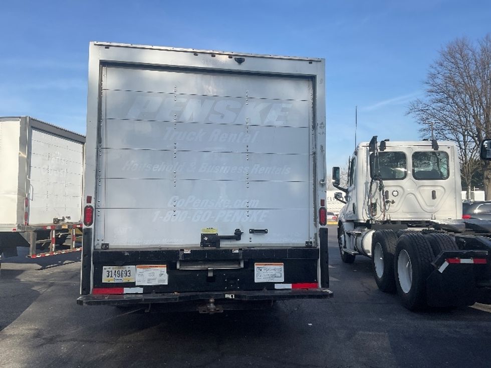 Light Duty Box Truck-Light and Medium Duty Trucks-GMC-2021-Savana G33903-Capitol Heights-MD-96,780\n\t\tmiles-$ 29,000 - Image 7