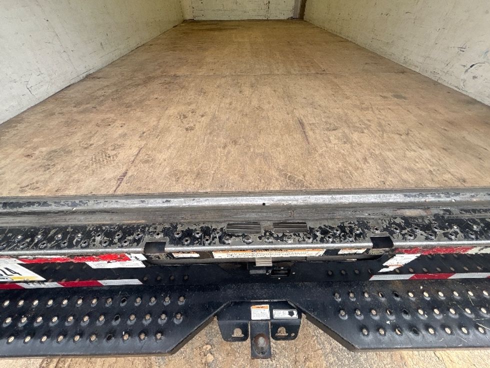Light Duty Box Truck-Light and Medium Duty Trucks-GMC-2021-Savana G33903-Carrollton-TX-130,094\n\t\tmiles-$ 25,250 - Image 10