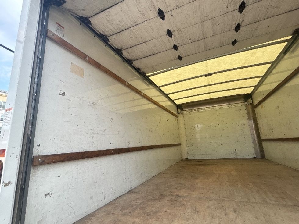 Light Duty Box Truck-Light and Medium Duty Trucks-GMC-2021-Savana G33903-Carrollton-TX-130,094\n\t\tmiles-$ 25,250 - Image 11