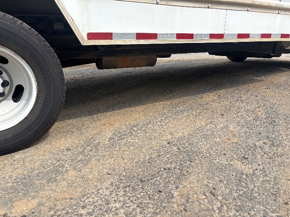 Light Duty Box Truck-Light and Medium Duty Trucks-GMC-2021-Savana G33903-Carrollton-TX-130,094\n\t\tmiles-$ 25,250 - Image 14