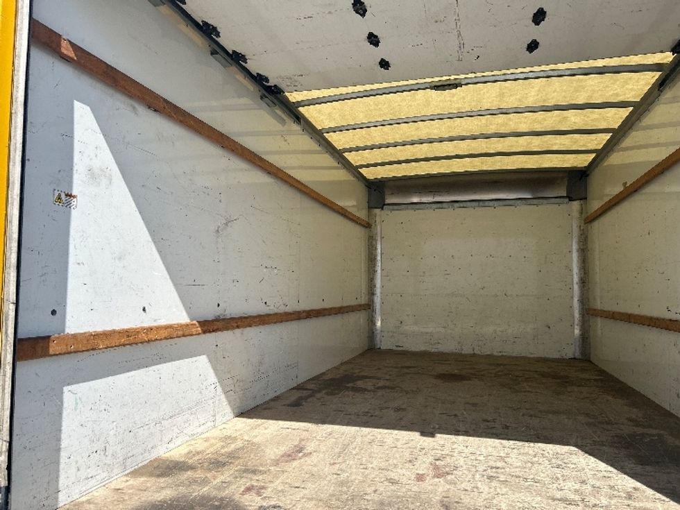 Light Duty Box Truck-Light and Medium Duty Trucks-GMC-2021-Savana G33903-Carson-CA-73,553\n\t\tmiles-$ 29,250 - Image 13