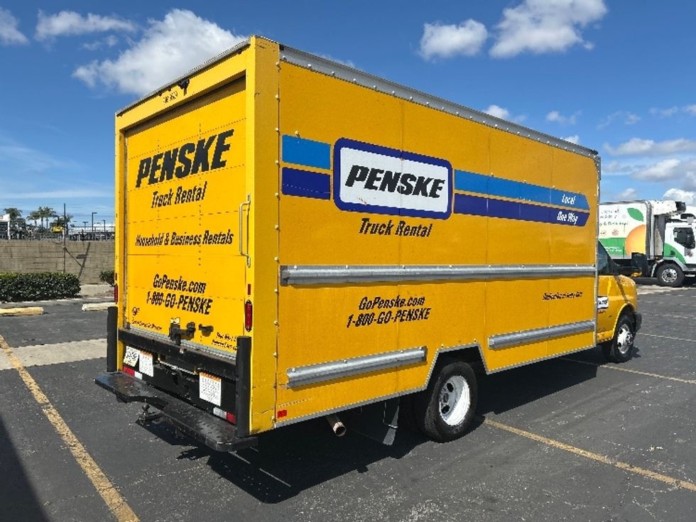 Light Duty Box Truck-Light and Medium Duty Trucks-GMC-2021-Savana G33903-Carson-CA-73,553\n\t\tmiles-$ 29,250 - Image 5