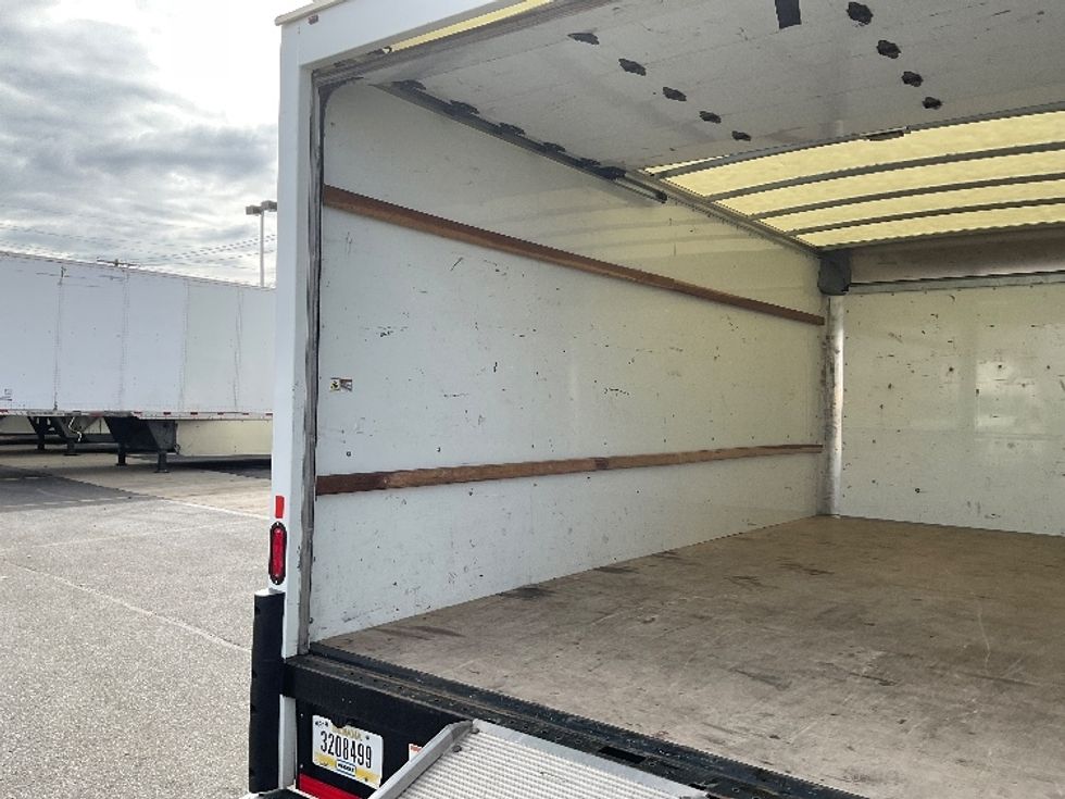 Light Duty Box Truck-Light and Medium Duty Trucks-GMC-2021-Savana G33903-Central Islip-NY-105,619\n\t\tmiles-$ 31,000 - Image 11