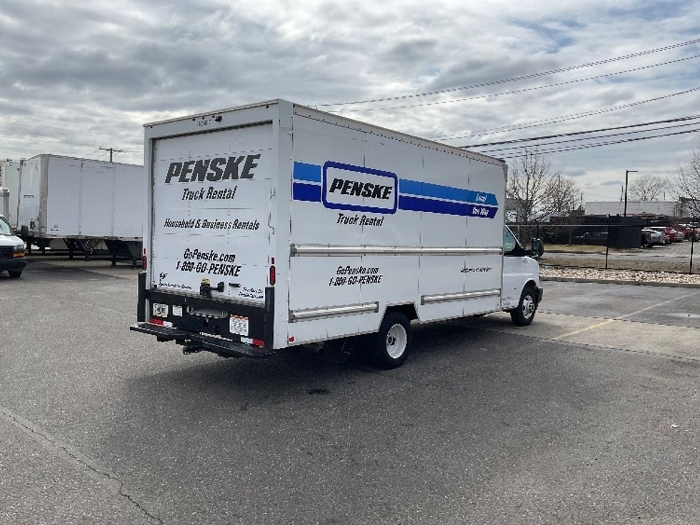 Light Duty Box Truck-Light and Medium Duty Trucks-GMC-2021-Savana G33903-Central Islip-NY-105,619\n\t\tmiles-$ 31,000 - Image 13
