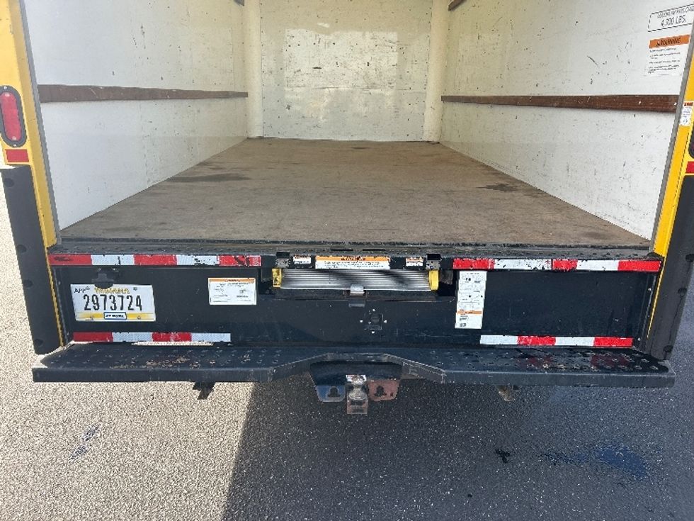 Light Duty Box Truck-Light and Medium Duty Trucks-GMC-2021-Savana G33903-Ceres-CA-123,974\n\t\tmiles-$ 24,750 - Image 10