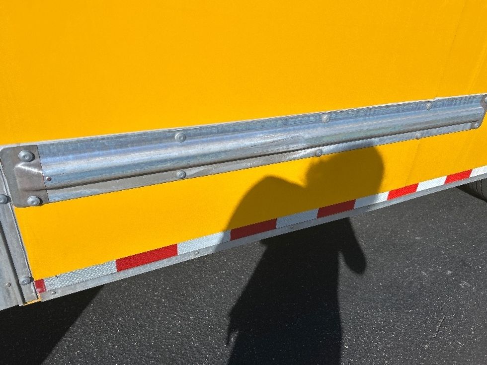 Light Duty Box Truck-Light and Medium Duty Trucks-GMC-2021-Savana G33903-Ceres-CA-123,974\n\t\tmiles-$ 24,750 - Image 25