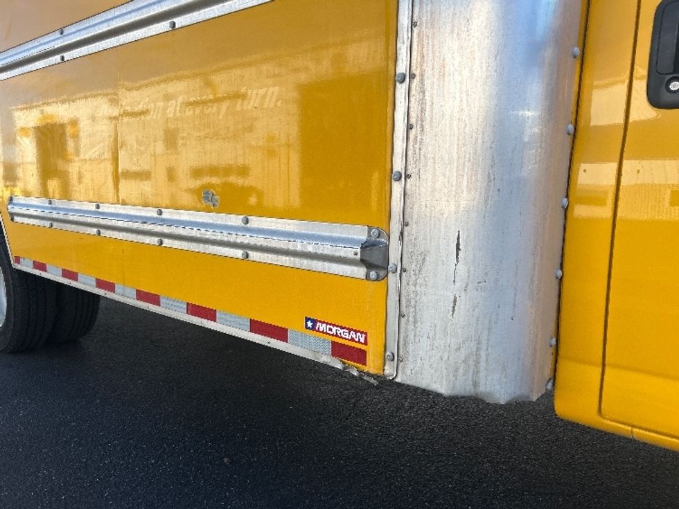 Light Duty Box Truck-Light and Medium Duty Trucks-GMC-2021-Savana G33903-Ceres-CA-123,974\n\t\tmiles-$ 24,750 - Image 26