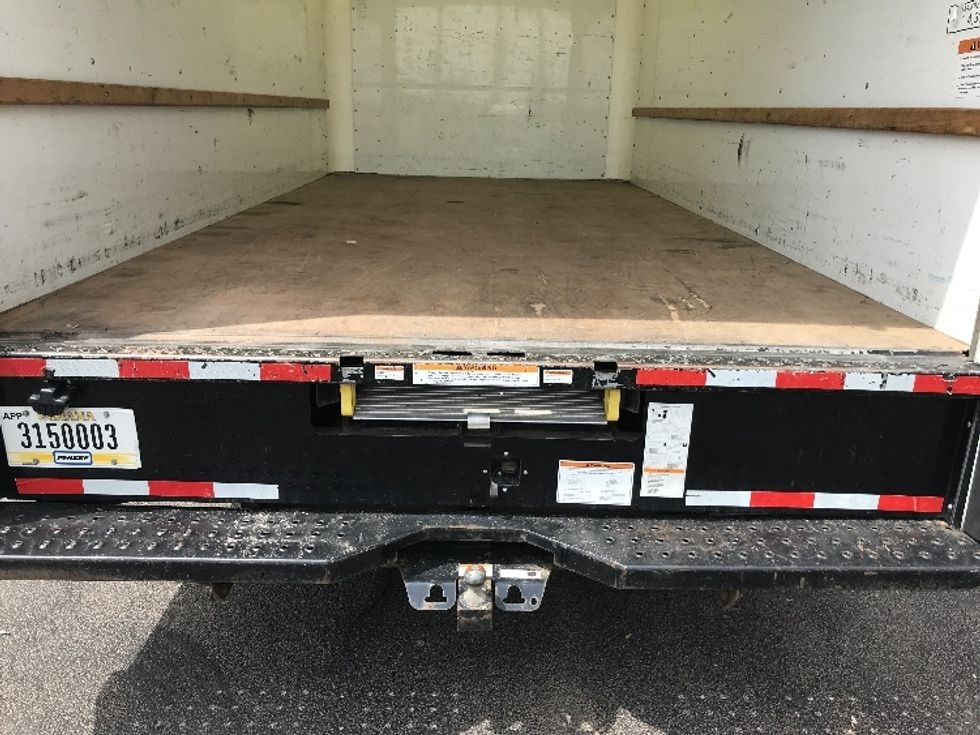 Light Duty Box Truck-Light and Medium Duty Trucks-GMC-2021-Savana G33903-Chandler-AZ-54,010\n\t\tmiles-$ 35,000 - Image 10